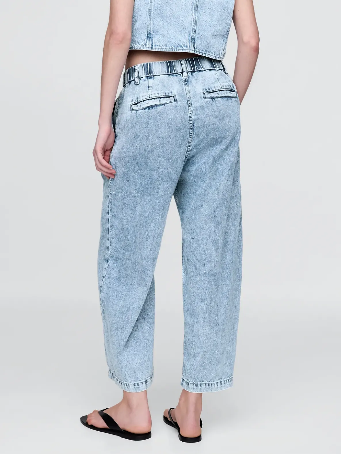 365 High Rise UltraSoft Denim Pleated Ankle Trousers