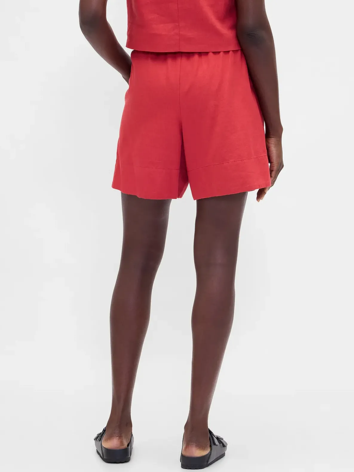 6" Linen-Blend Easy Shorts