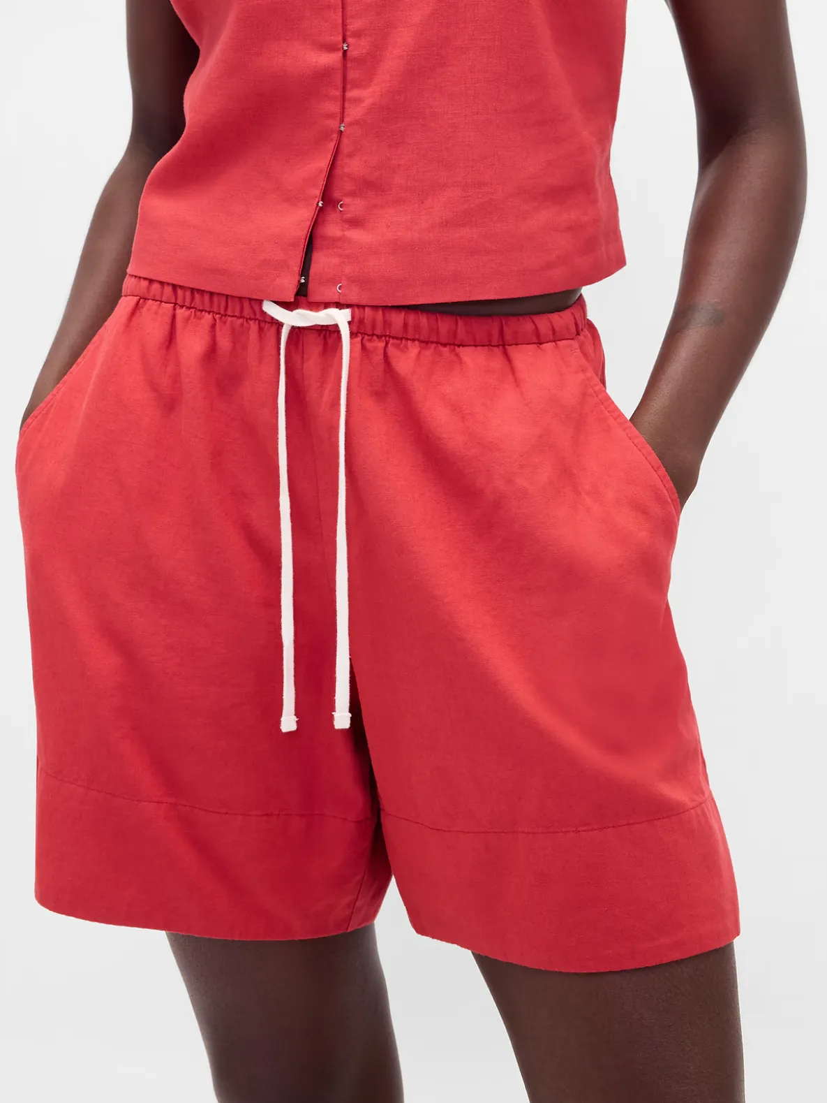 6" Linen-Blend Easy Shorts