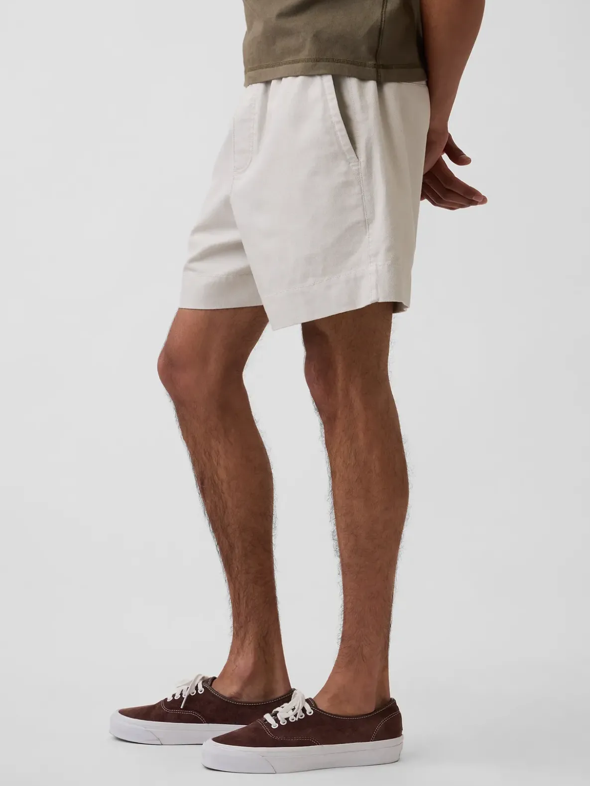 5.5" Linen-Blend Relaxed Shorts