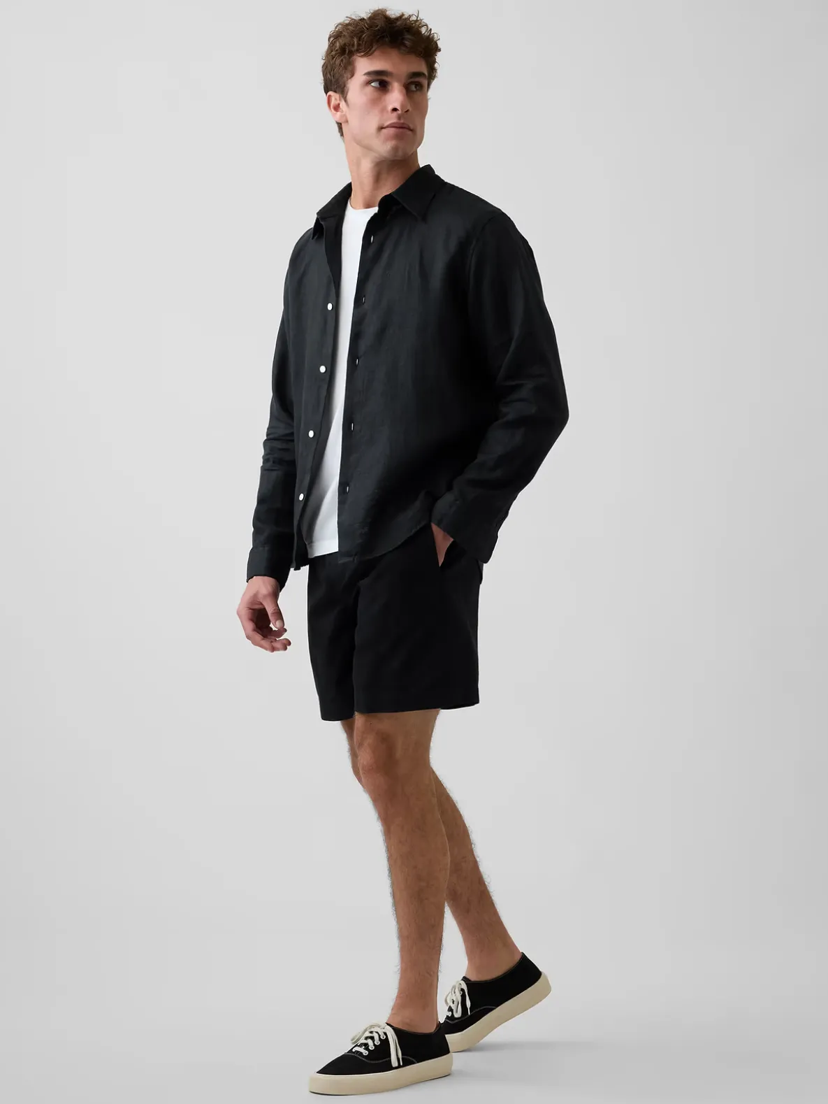 5.5" Linen-Blend Relaxed Shorts