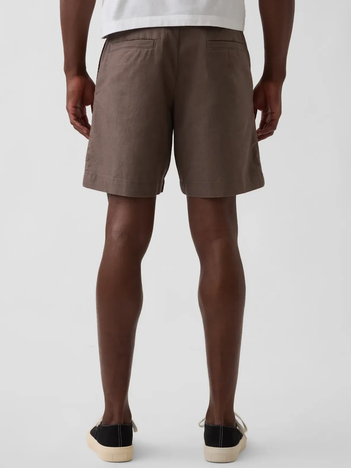 7.5" Linen-Cotton Shorts