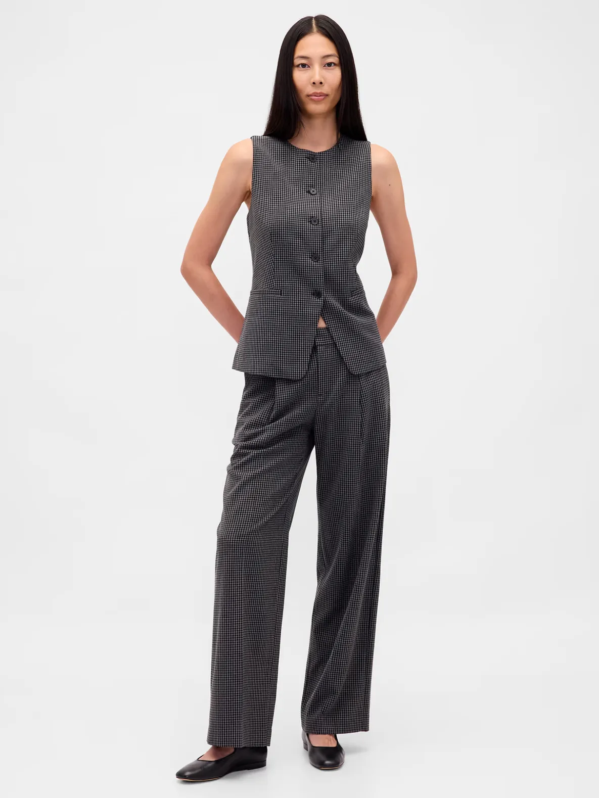 365 Low Rise Brushed Twill Pleated Trousers