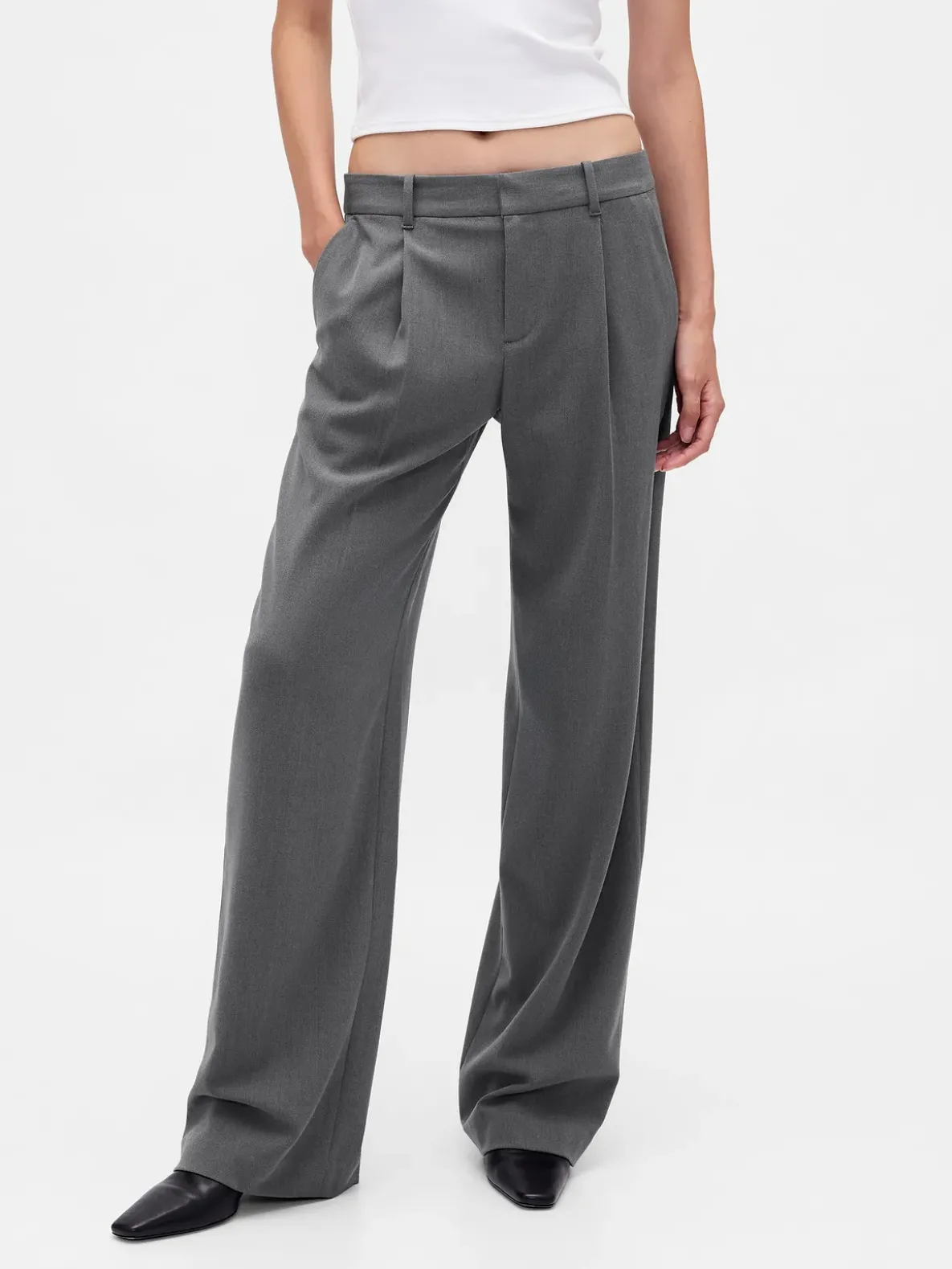 365 Low Rise Brushed Twill Pleated Trousers