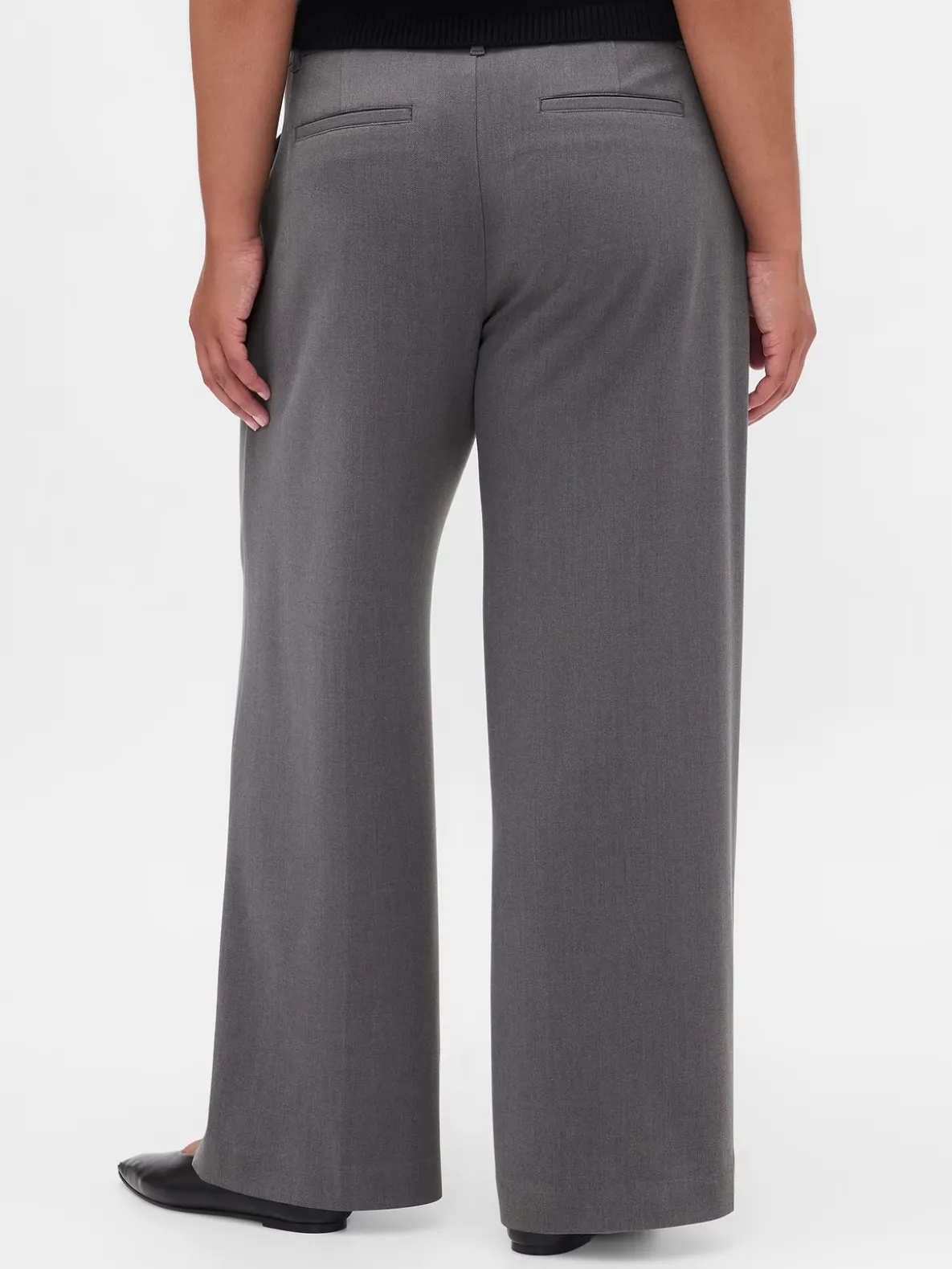 365 Low Rise Brushed Twill Pleated Trousers
