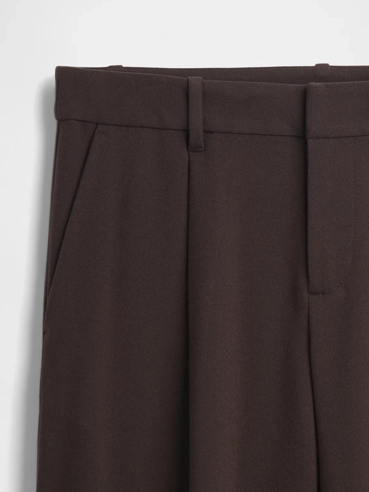 365 Low Rise Brushed Twill Pleated Trousers