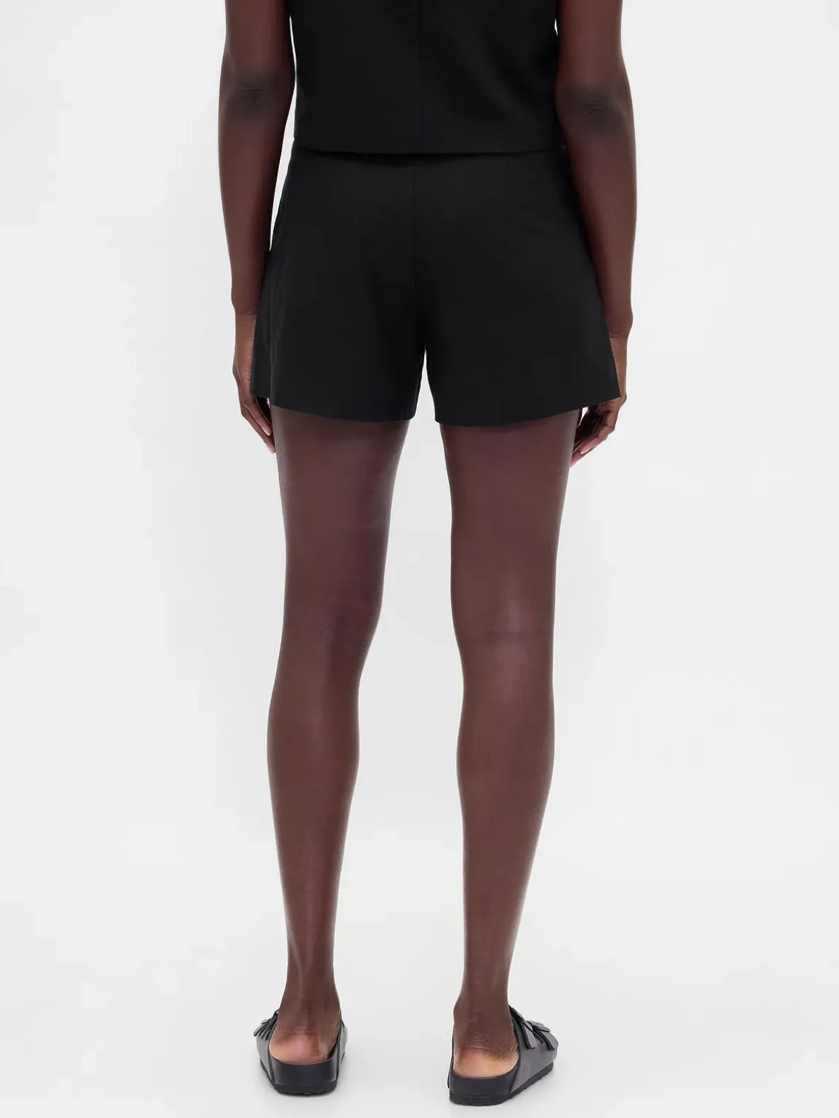 4" Mid Rise Linen-Blend Shorts