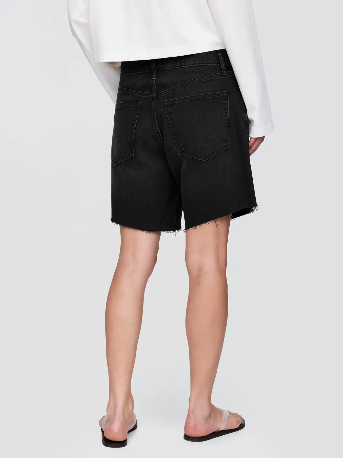 8" Mid Rise '90s Loose Denim Bermuda Shorts