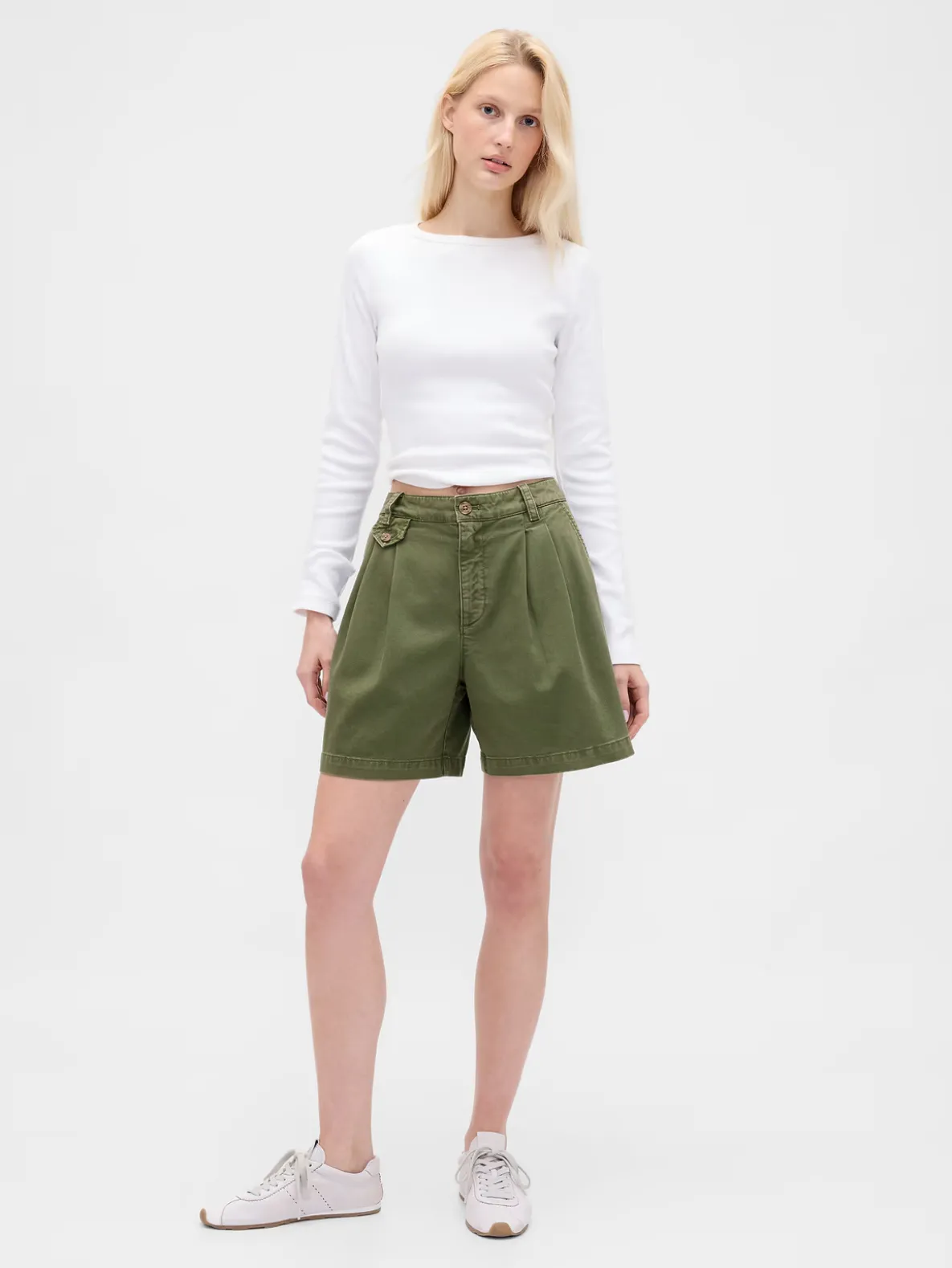 6" Mid Rise Twill Pleated Trouser Shorts