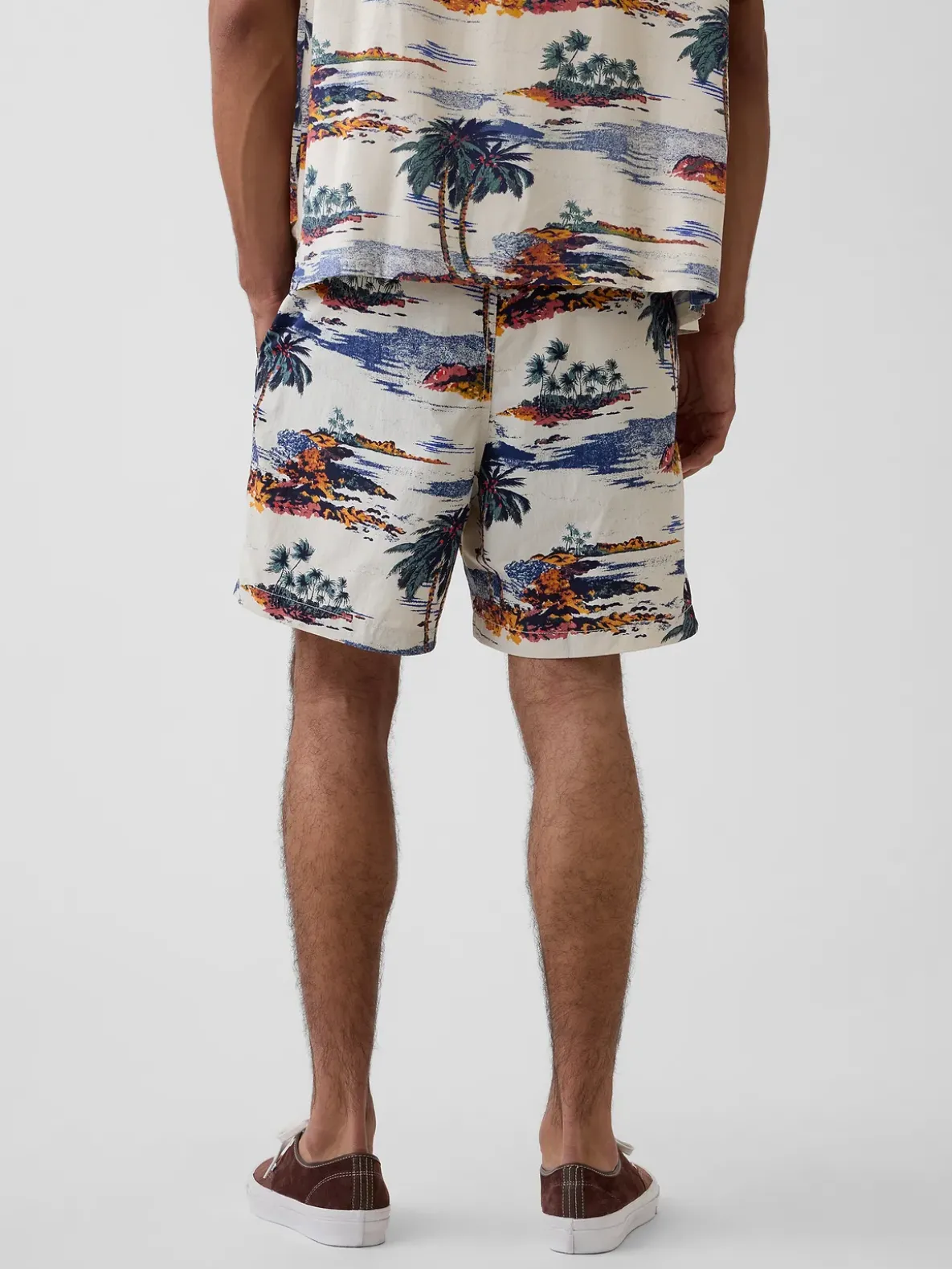 6" Relaxed Swim Trunks