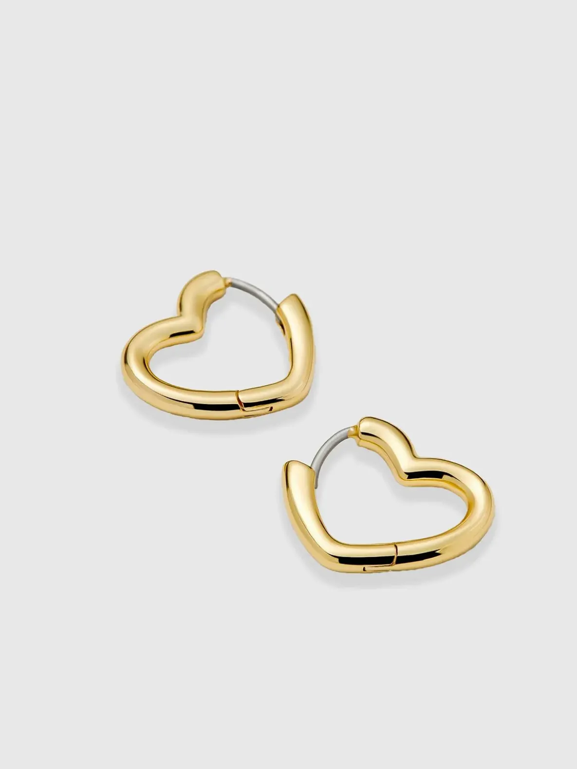 Ana Luisa Daryl Heart Earrings
