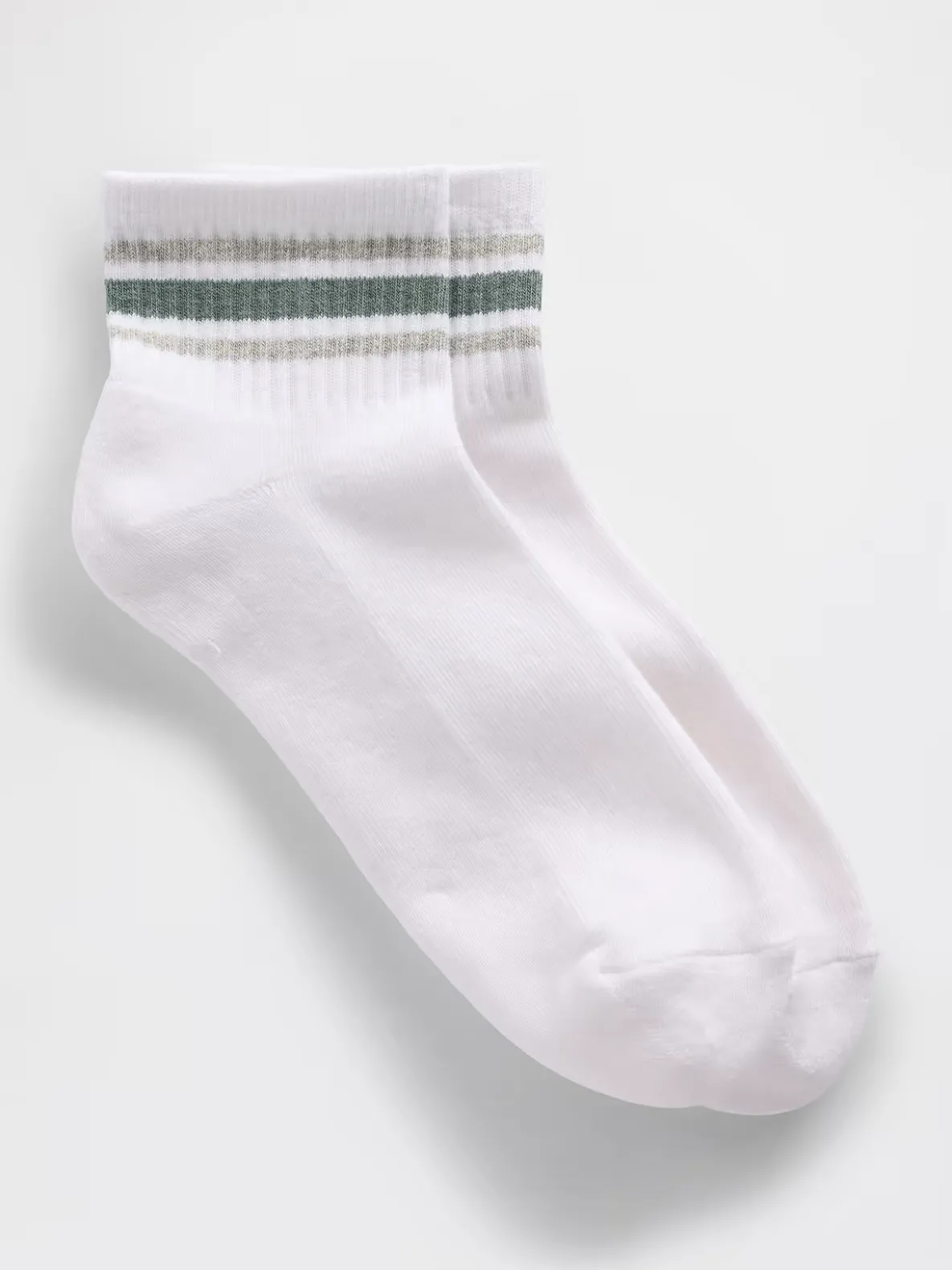 Athletic Quarter Crew Socks