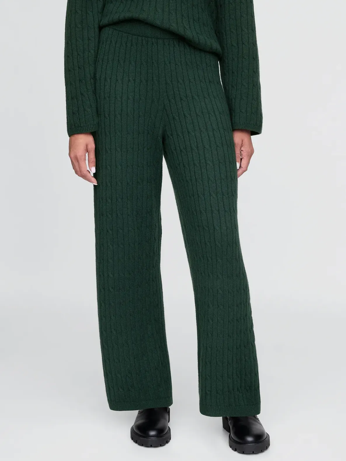 CashSoft Cable-Knit Sweater Pants