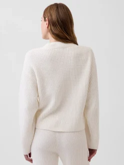 CashSoft Oversized Shaker-Stitch Cardigan