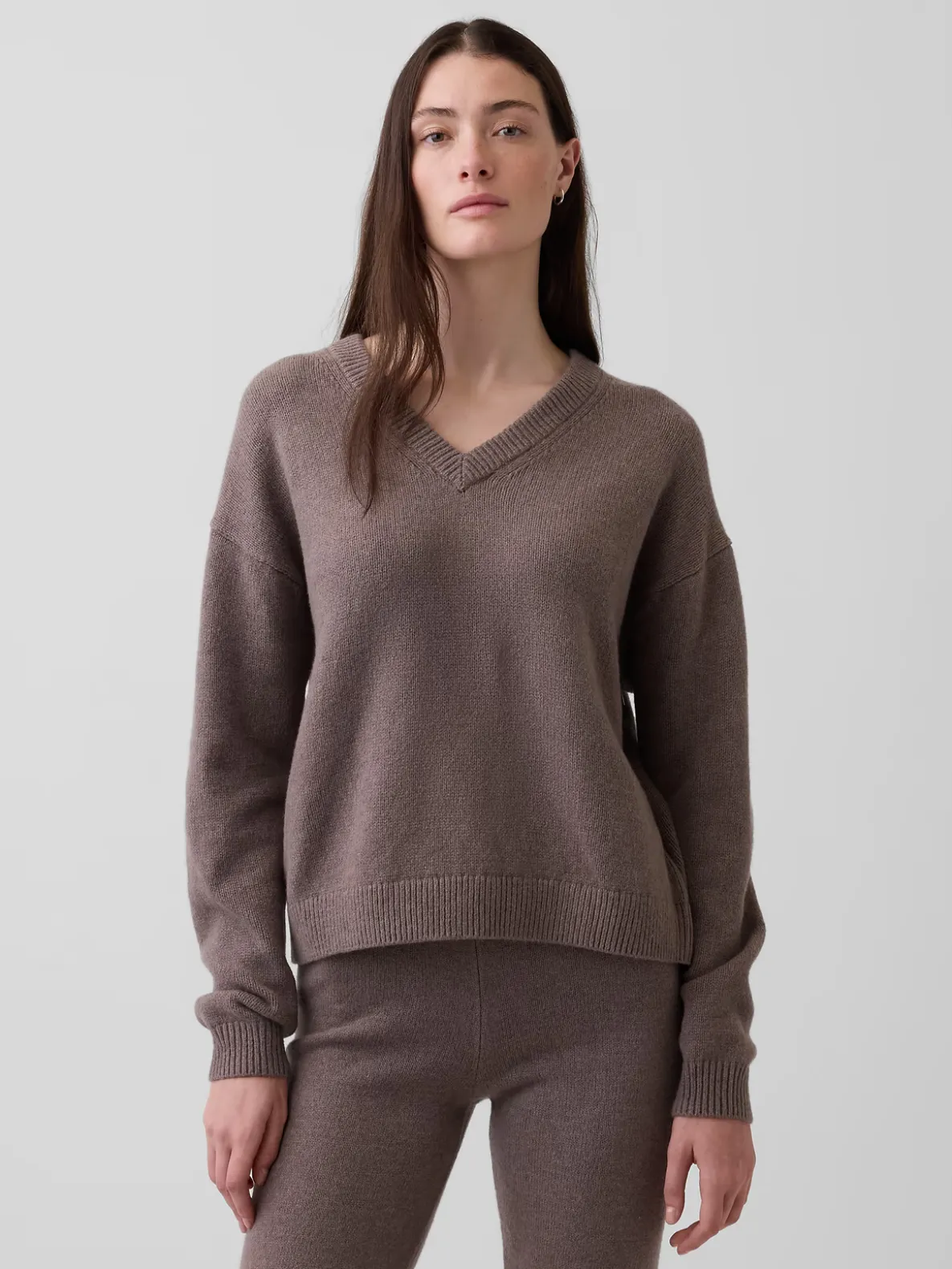 CashSoft Oversized V-Neck Sweater