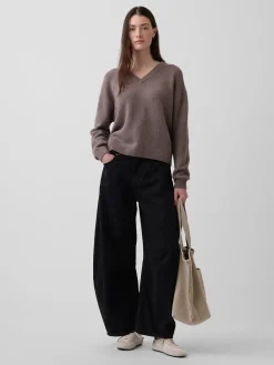 CashSoft Oversized V-Neck Sweater
