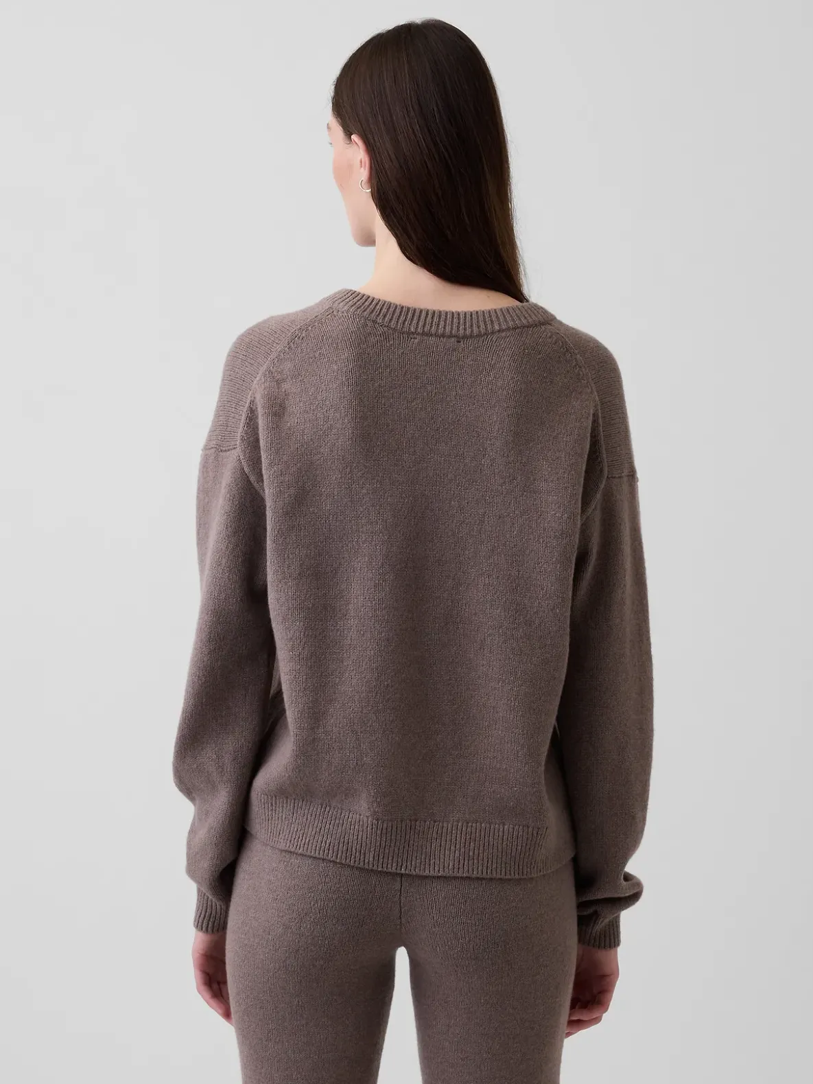 CashSoft Oversized V-Neck Sweater