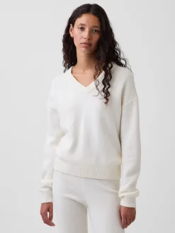CashSoft Oversized V-Neck Sweater