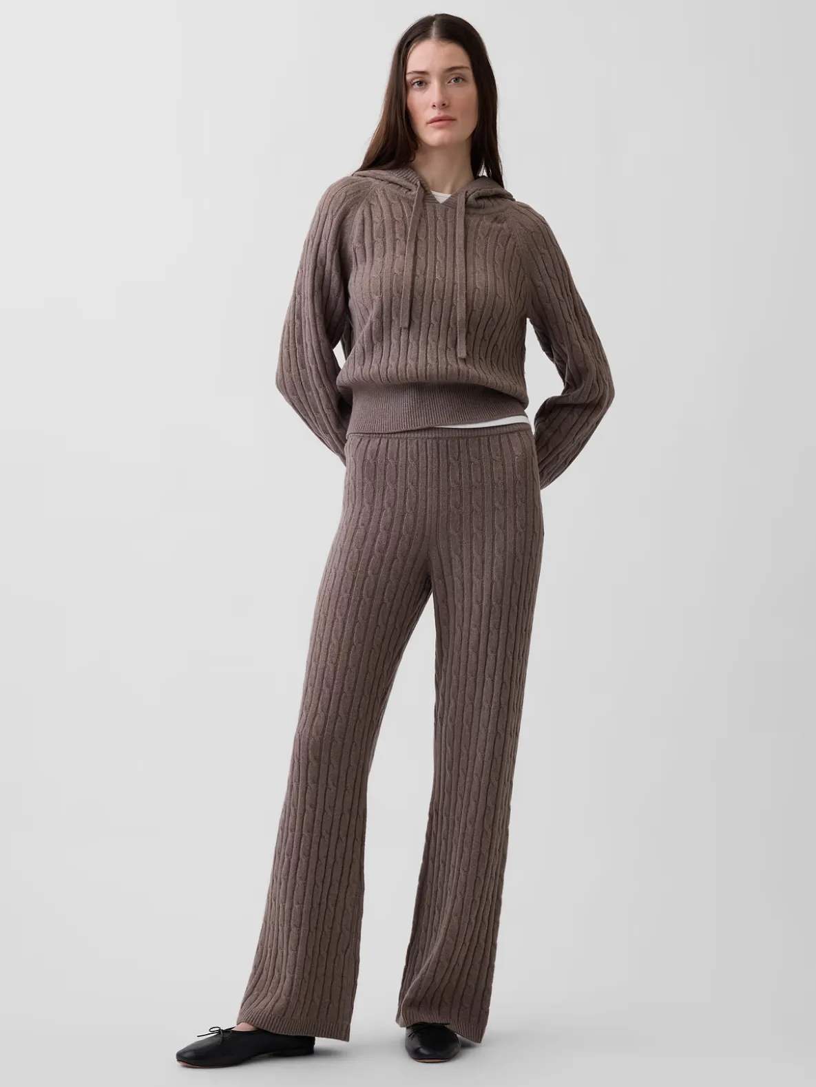 CashSoft Relaxed Cable-Knit Hoodie