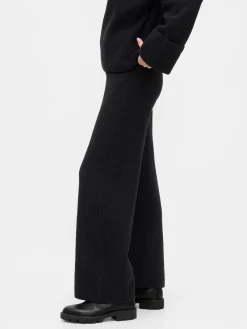 CashSoft Shaker-Stitch Sweater Pants
