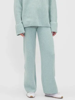 CashSoft Shaker-Stitch Sweater Pants