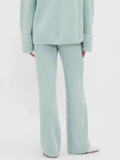 CashSoft Shaker-Stitch Sweater Pants