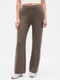 CashSoft Shaker-Stitch Sweater Pants