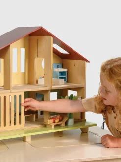 Cedar Chalet Doll House