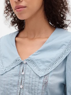 Collared V-Neck Peplum Top