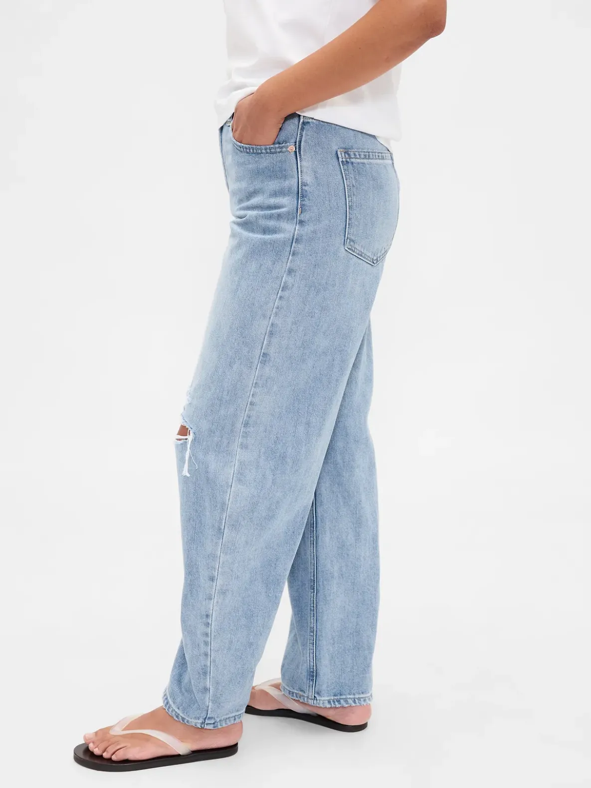 Curvy High Rise Barrel Jeans