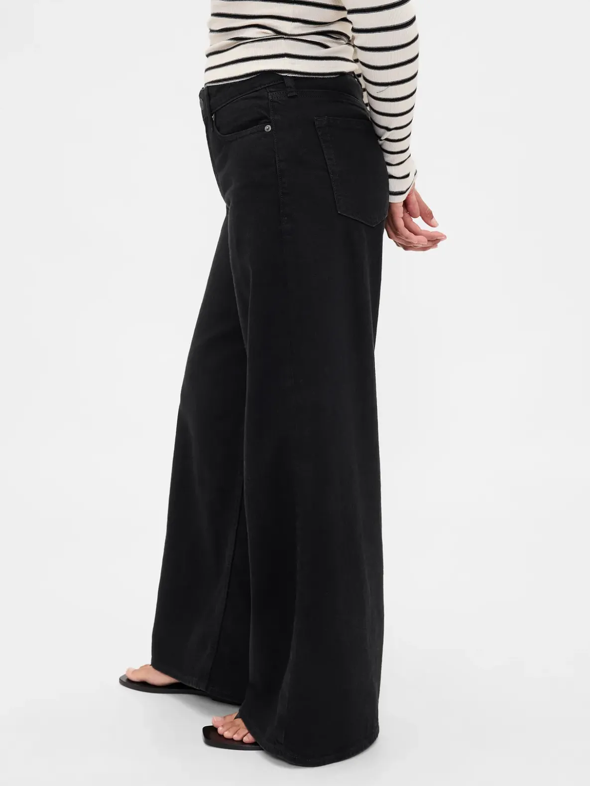 Curvy Mid Rise UltraSoft Baggy Jeans