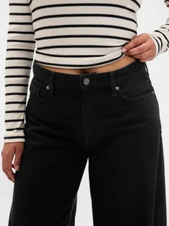 Curvy Mid Rise UltraSoft Baggy Jeans