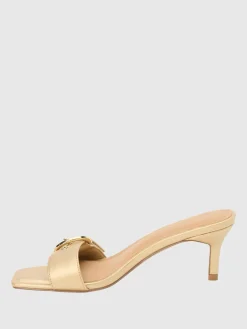 Dayna Heeled Sandal