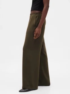 Easy Wide-Leg Pants