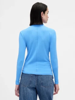 Featherweight Turtleneck