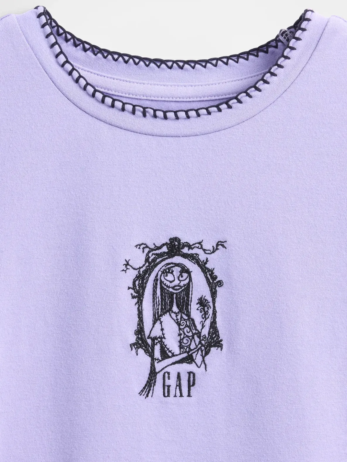 Gap × Disney Tim Burton’s The Nightmare Before Christmas Kids Shrunken Graphic T-Shirt