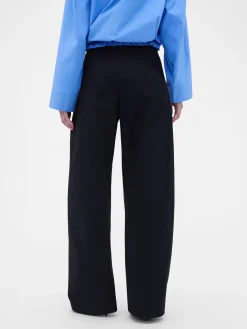 Gap × Victoria Beckham High Rise Pleated Arc Trouser