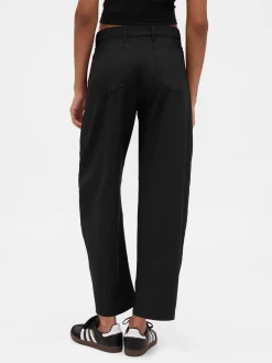 GapFit Mid Rise Lined Runaround Barrel Pants