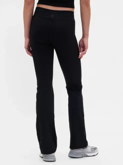 GapFit Mid Rise Power Boot Leggings