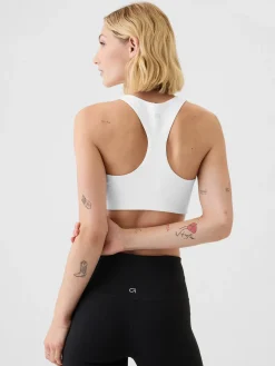 GapFit Power Medium Impact Sports Bra