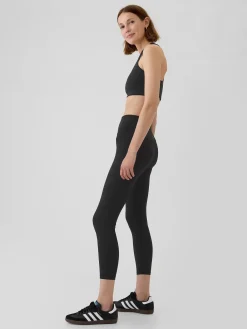 GapFit Power Medium Impact Sports Bra