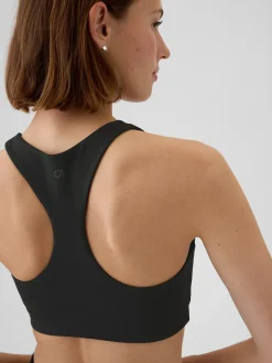 GapFit Power Medium Impact Sports Bra