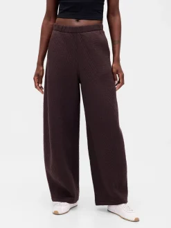GapFit Quilted Jacquard Barrel Pants