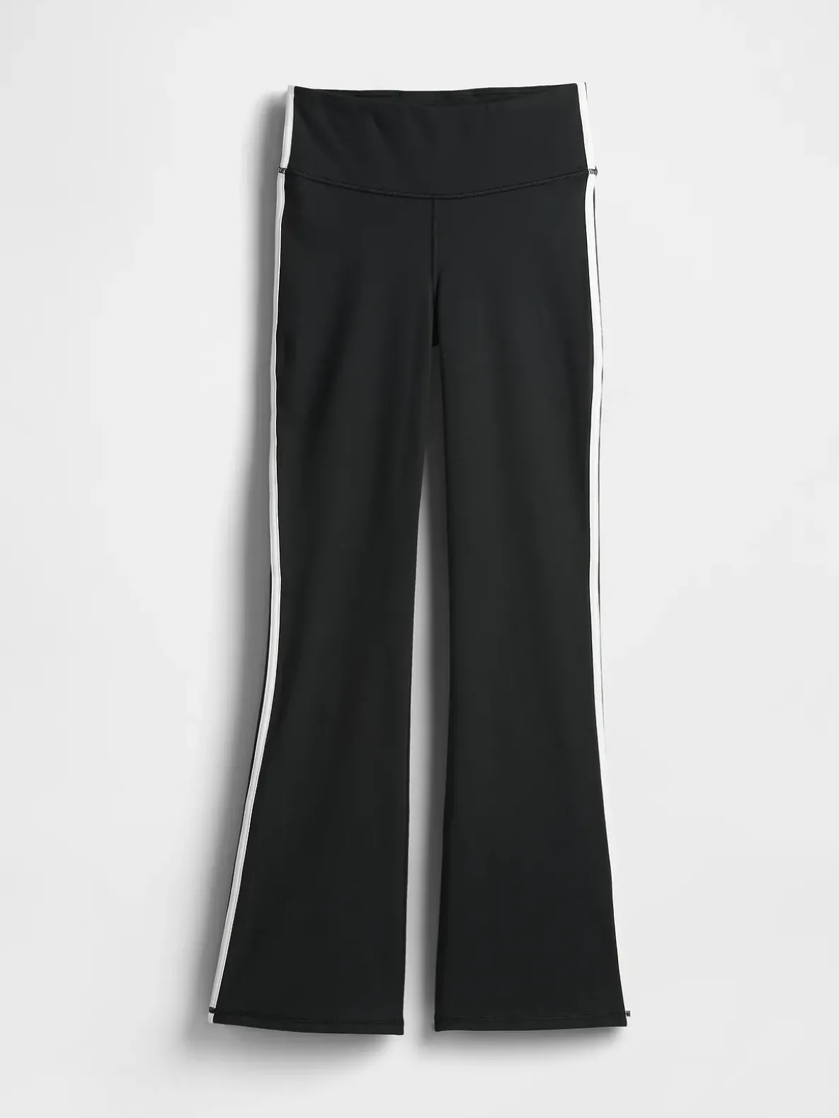 GapFit Sky High Rise Power Flare Leggings