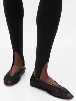 GapFit Smooth High Rise Stirrup Leggings