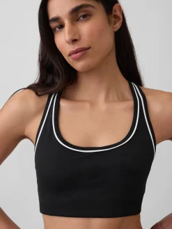 GapFit Smooth Medium Impact Racerback Sports Bra