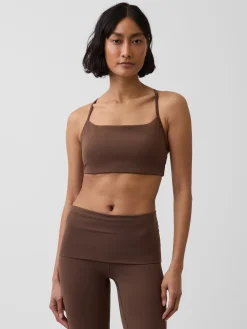 GapFit Smooth Racerback Sports Bra