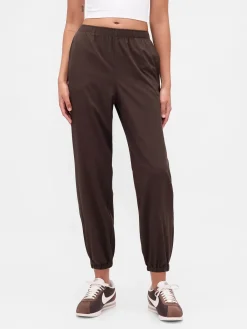 GapFit Tech High Rise Zip-Hem Joggers