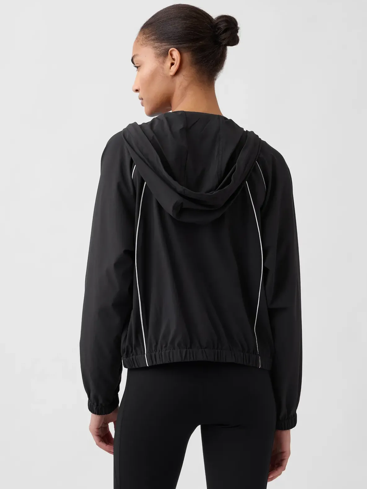 GapFit Tech Windbreaker