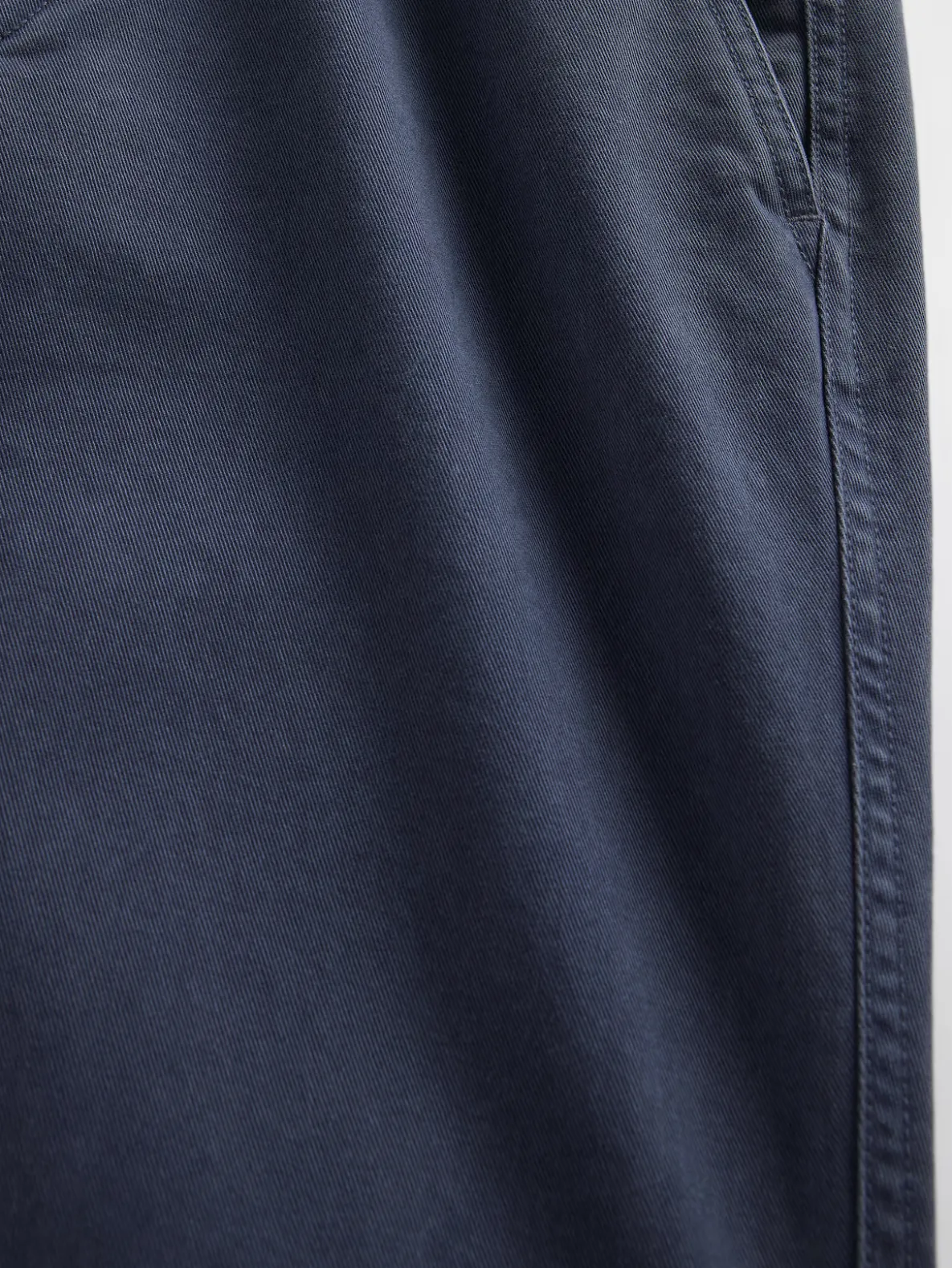Heavyweight Twill Relaxed Straight Khakis